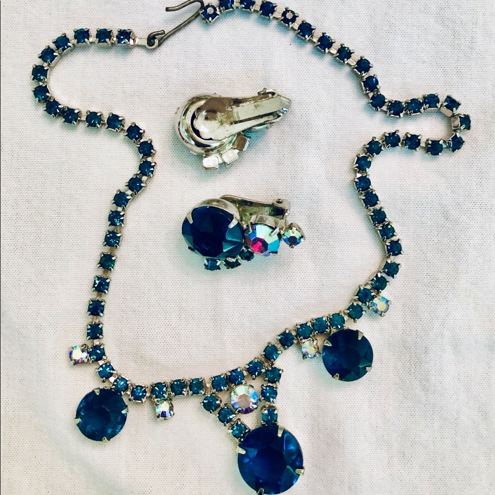Vintage Blue rhinestone necklace & earrings.